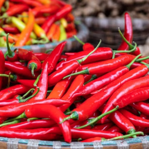 red-hot-chili-peppers-sale-street-food-market-old-town-hanoi-vietnam-close-up_185094-1962
